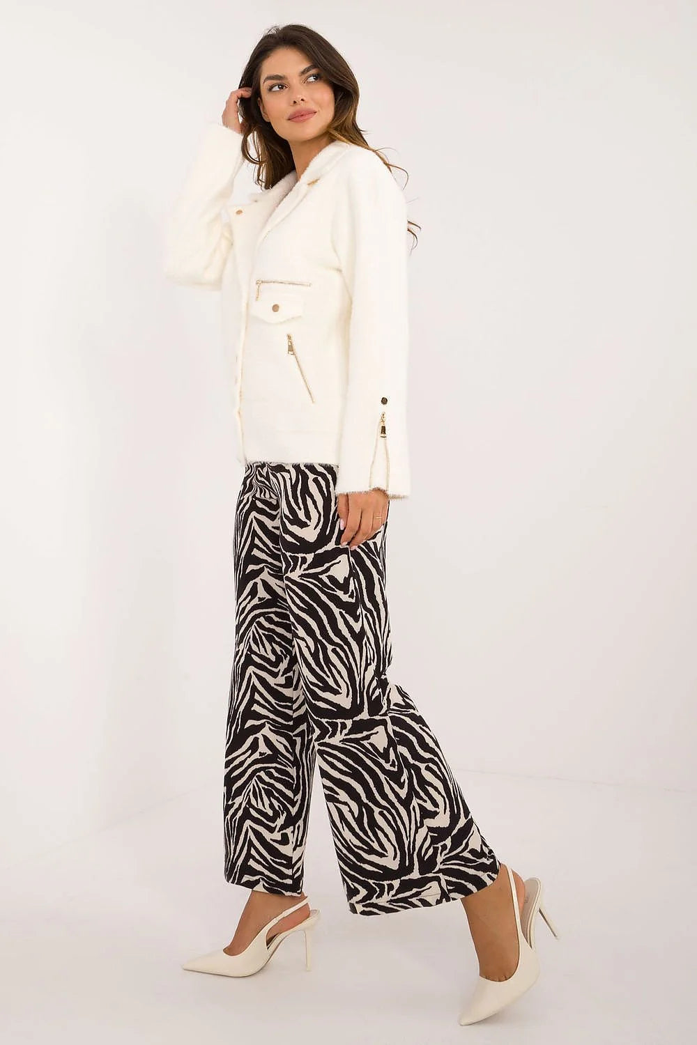 Veste élégante pour femme en mélange de laine longues manches blanche cassée poches zippées modernes occasionnels formelles