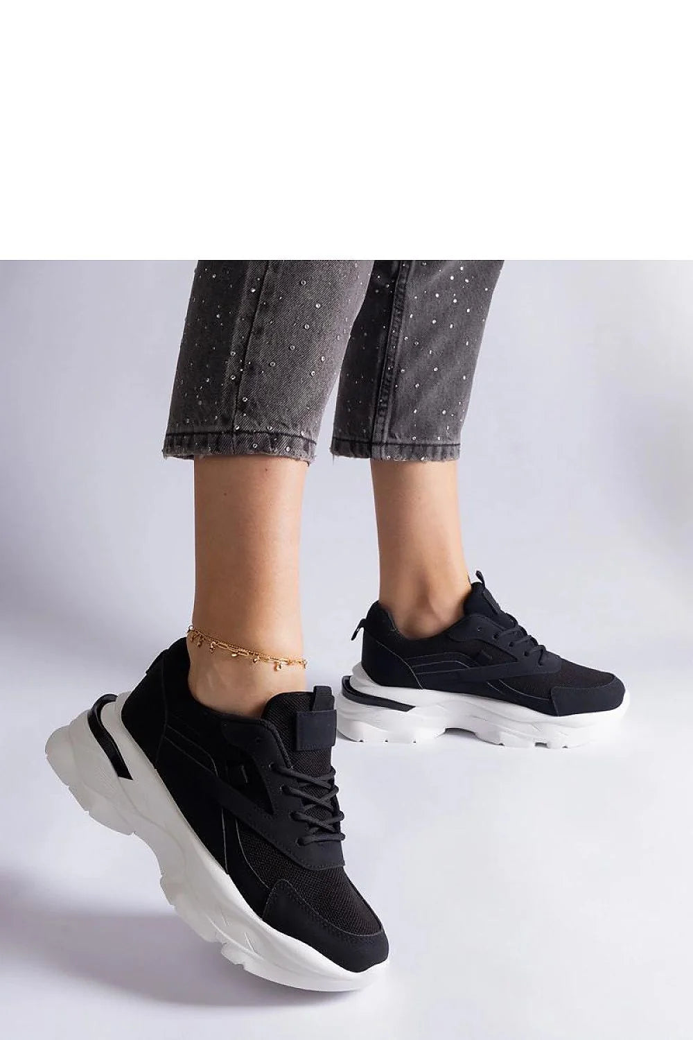 baskets Solea femme noir semelle épaisse blanche chunky sportives urbaines confortables écologiques mesh respirant simili cuir matelassé talon renforcé