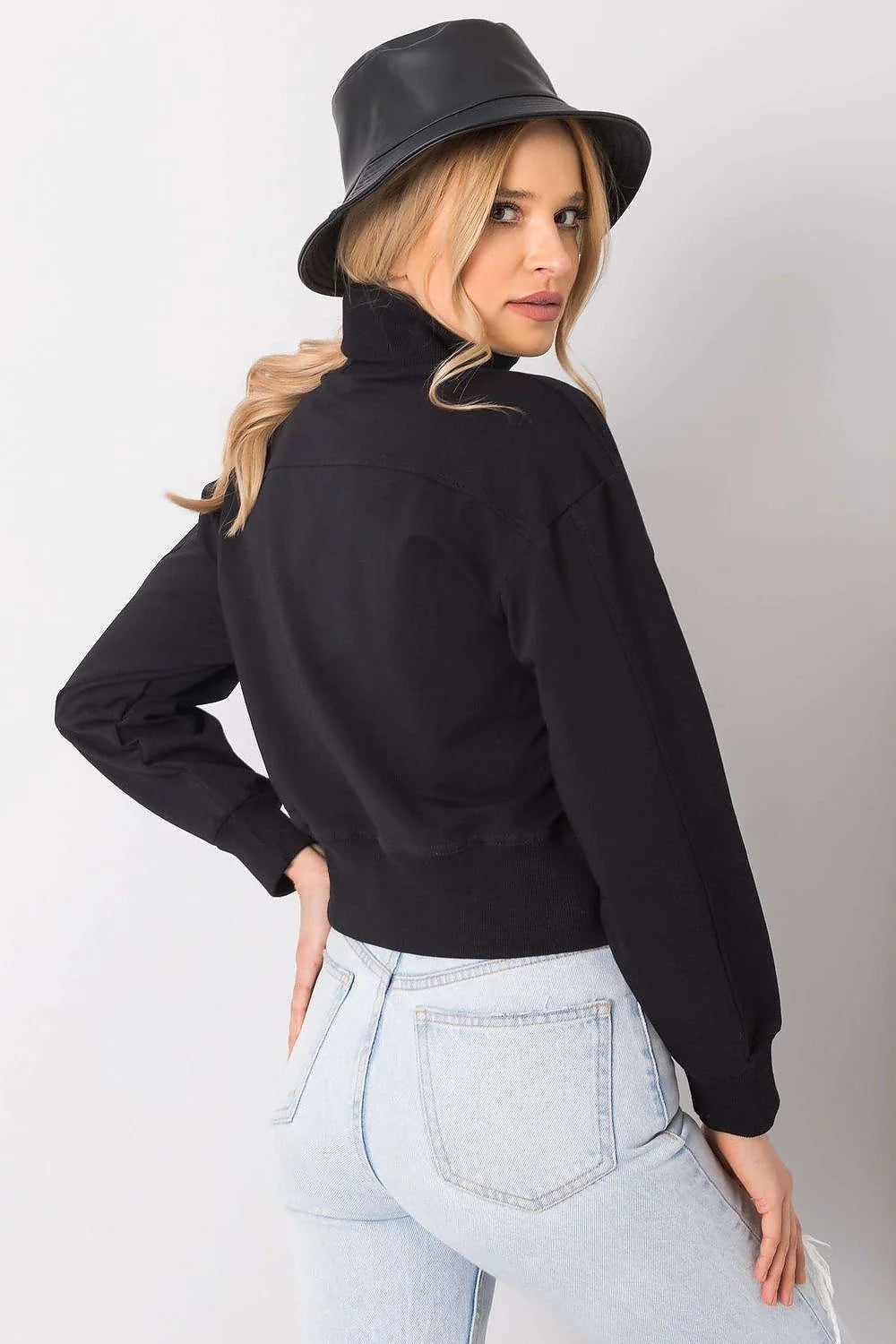 Sweatshirt femme beige coton doux col montant oversize tendance confort chic pour toutes occasions