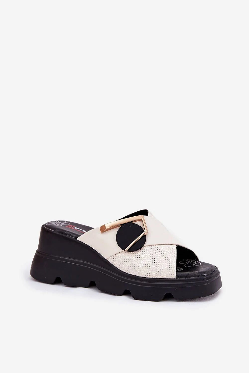Sandales femmes style moderne élégant cuir naturel beige semelle caoutchouc noir talon 7 cm occasion estivale