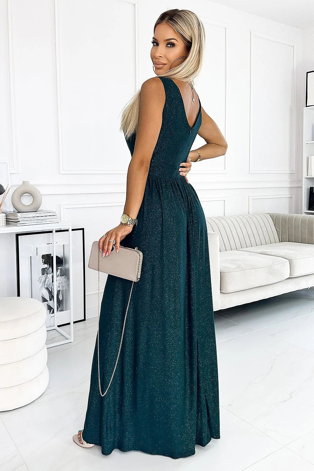 Robe longue élégante en brocart vert bouteille encolure profonde bretelles larges fente jambes soirée danse femme