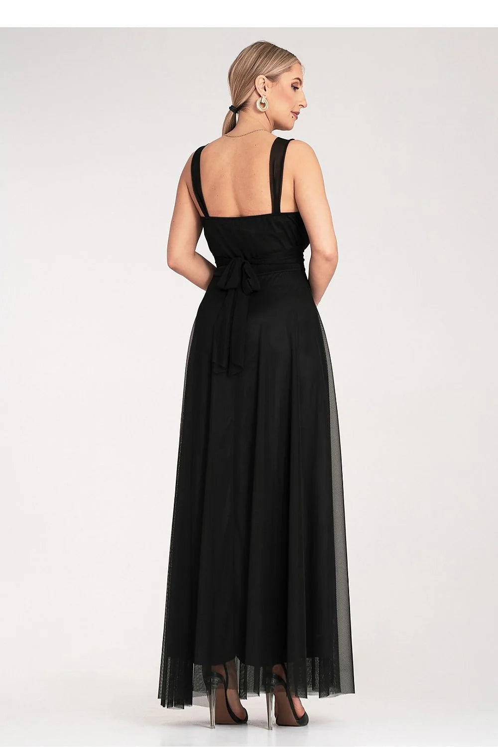 Robe de soirée élégante longue en tissu léger, noire, corsage ajusté, bretelles larges, taille cintrée, polyester 95% elasthanne 5% femme