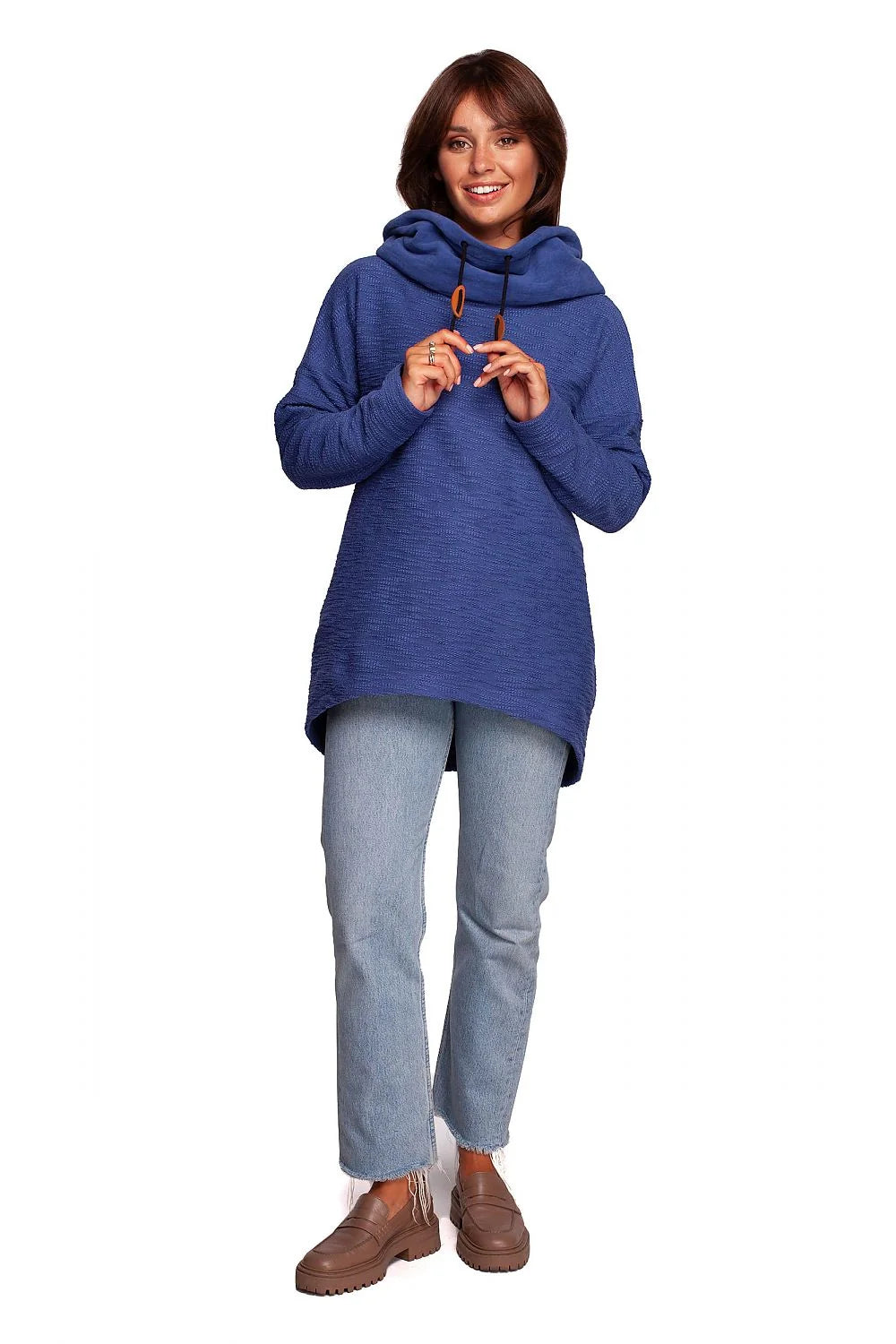 sweatshirt oversize femme crème coton doux confortable coupe ample tunique asymétrique col cheminée cordons pastilles marron poches latérales manches longues