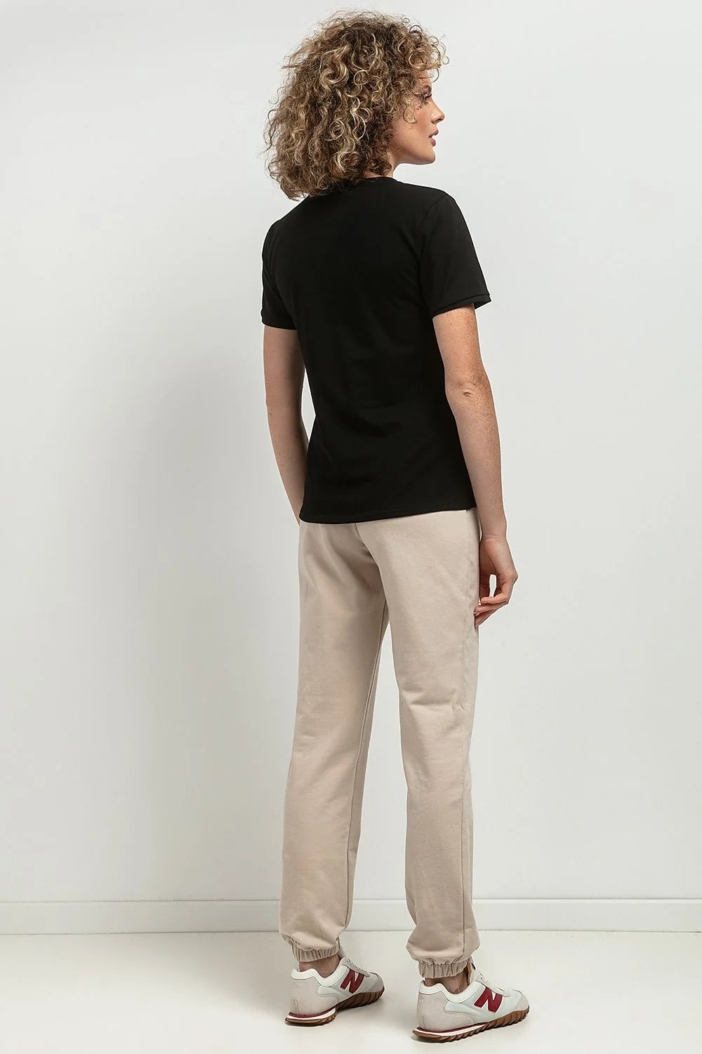 Chemisier Tessita en coton élasthanne manches courtes encolure V pli décoratif tailles ajustables occasionnels élégant femme
