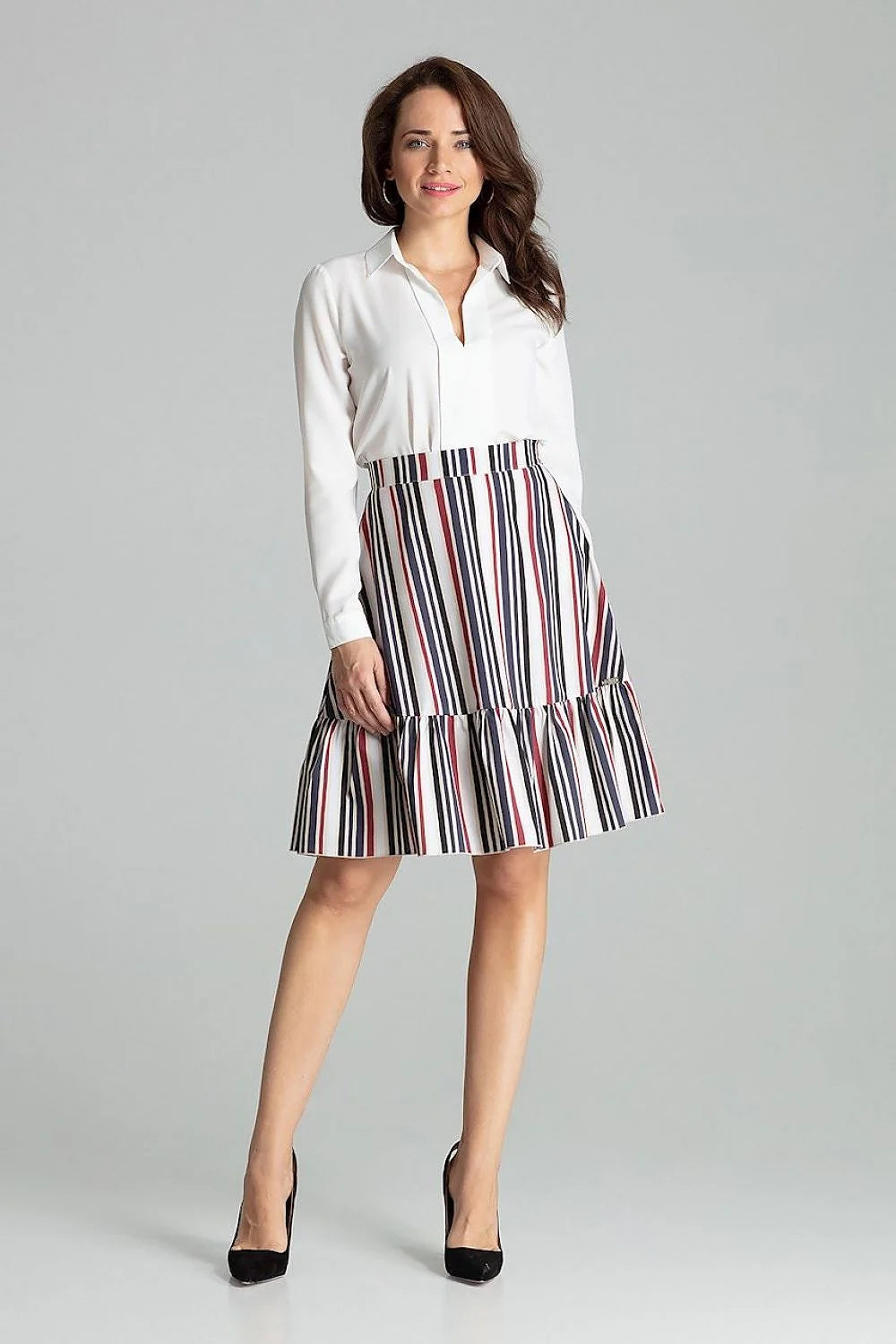 jupe évasée trapèze saphir taille haute volant ourlet court tissu fluide structuré maintien silhouette flatteuse élégante polyvalente professionnelle chic féminine