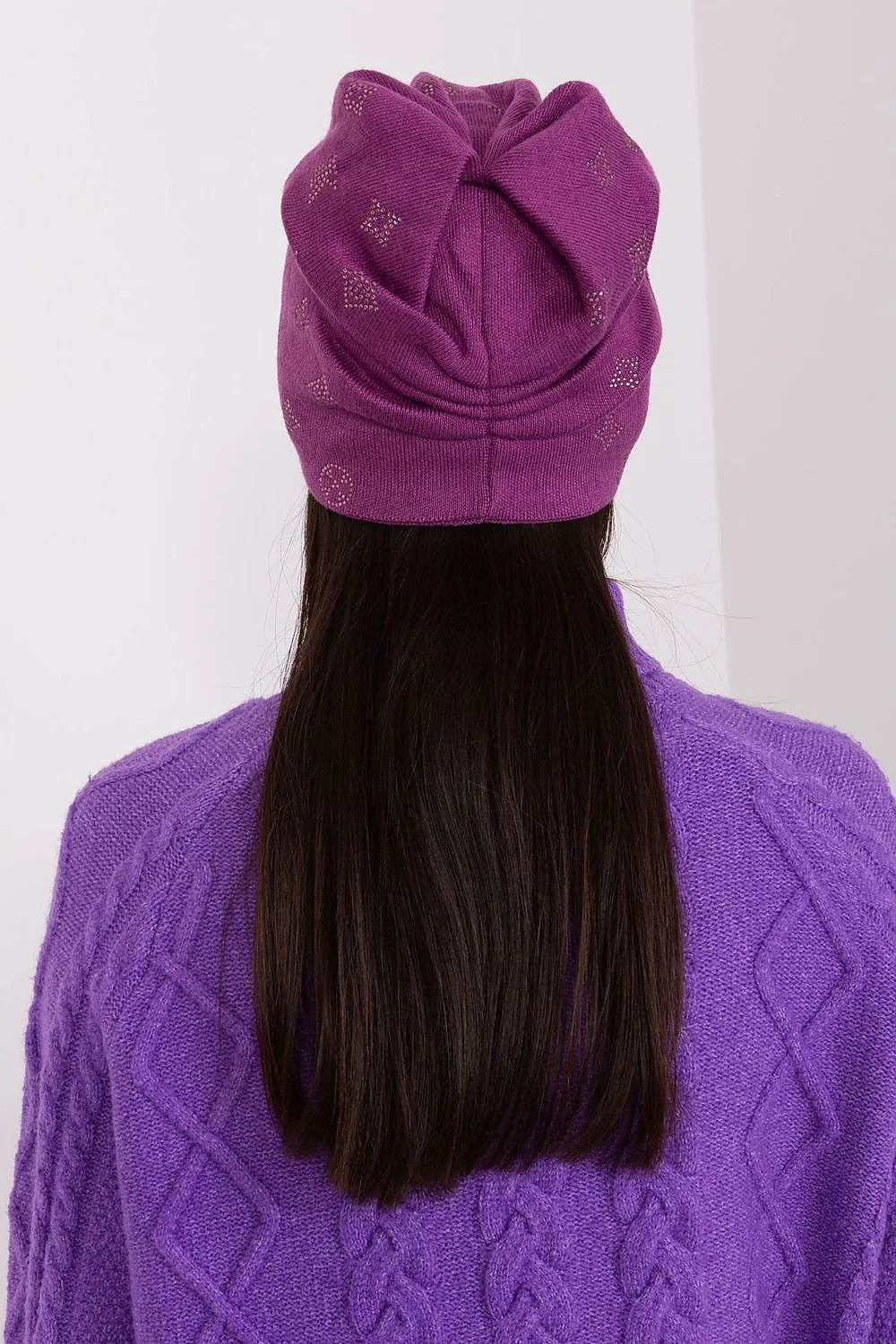bonnet pull ensemble cachemire strass violet vif minimaliste chic chaud hiver femme maille torsadée douce ample slouchy côtelé