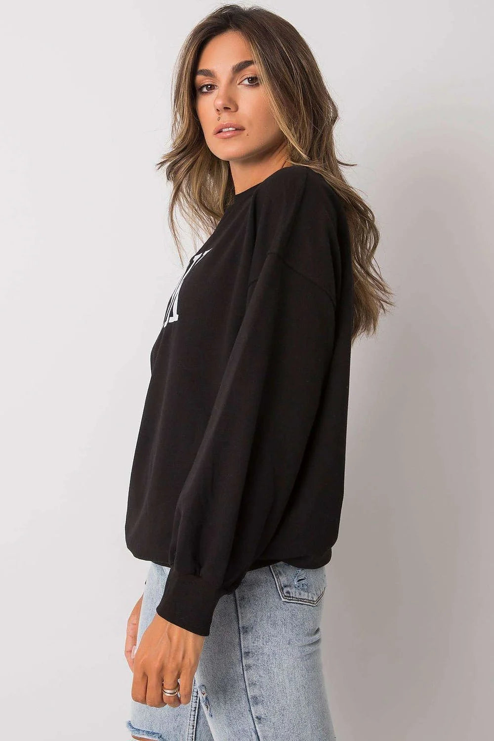 sweatshirt femme oversize noir col rond manches longues lettrage blanc OK molleton épais confortable ample poignets élastiques