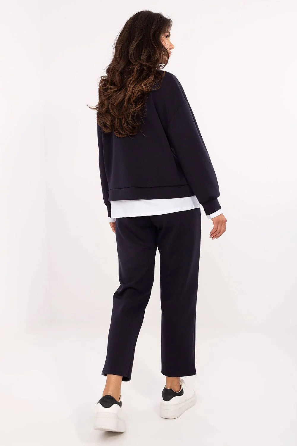 ensemble loungewear femme deux pieces bleu marine sweatshirt oversize col rond manches tombantes bordcotes pantalon droit taille haute