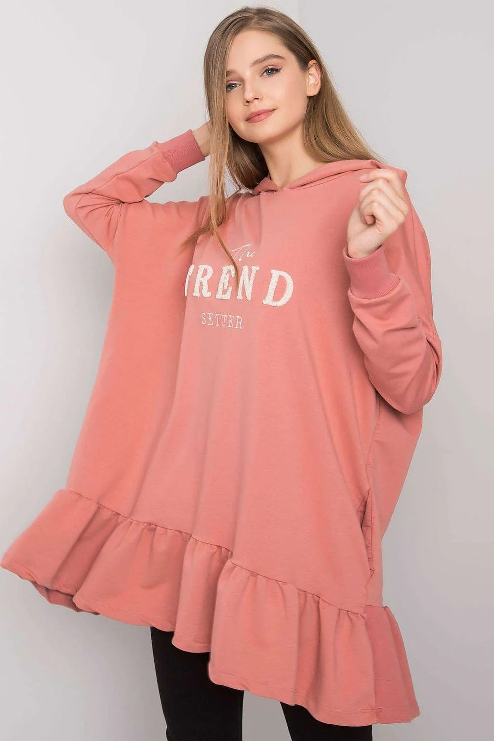 Sweat à capuche oversize coton blanc confortable tendance manches longues pour style décontracté féminin chic