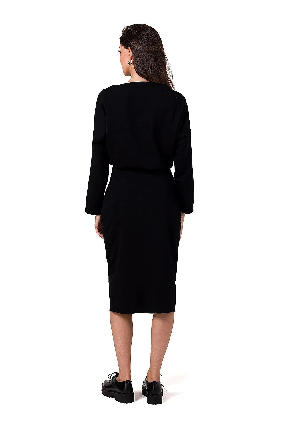 Robe élégante pour femme longueur genoux coupe ajustée ceinture incluse tissu doux manches longues occasionnels
