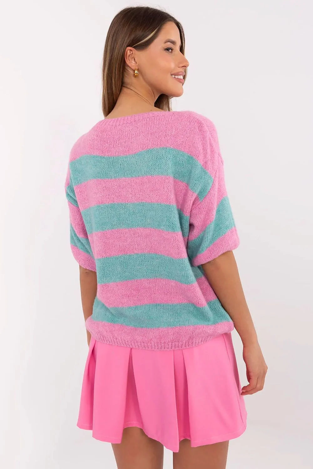 pull femme rayures horizontales rose pastel turquoise menthe maille douce col rond manches trois quarts coupe courte ourlets côtelés rétro