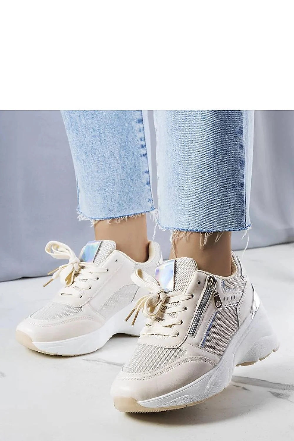 Baskets femme mode Solea beige compensées lacets mesh cuir synthétique semelle blanche summer collection occasionnels tendance confort