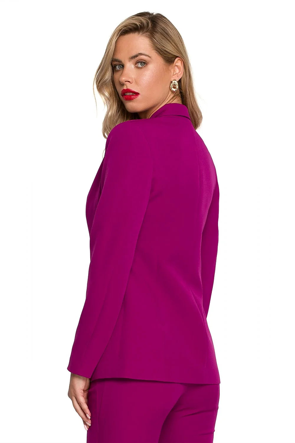 Blazer femme élégant couleur fuchsia vif coupe ajustée épaulettes discrètes col à revers cranté boutons dorés polyester 95% elasthanne 5% Makover
