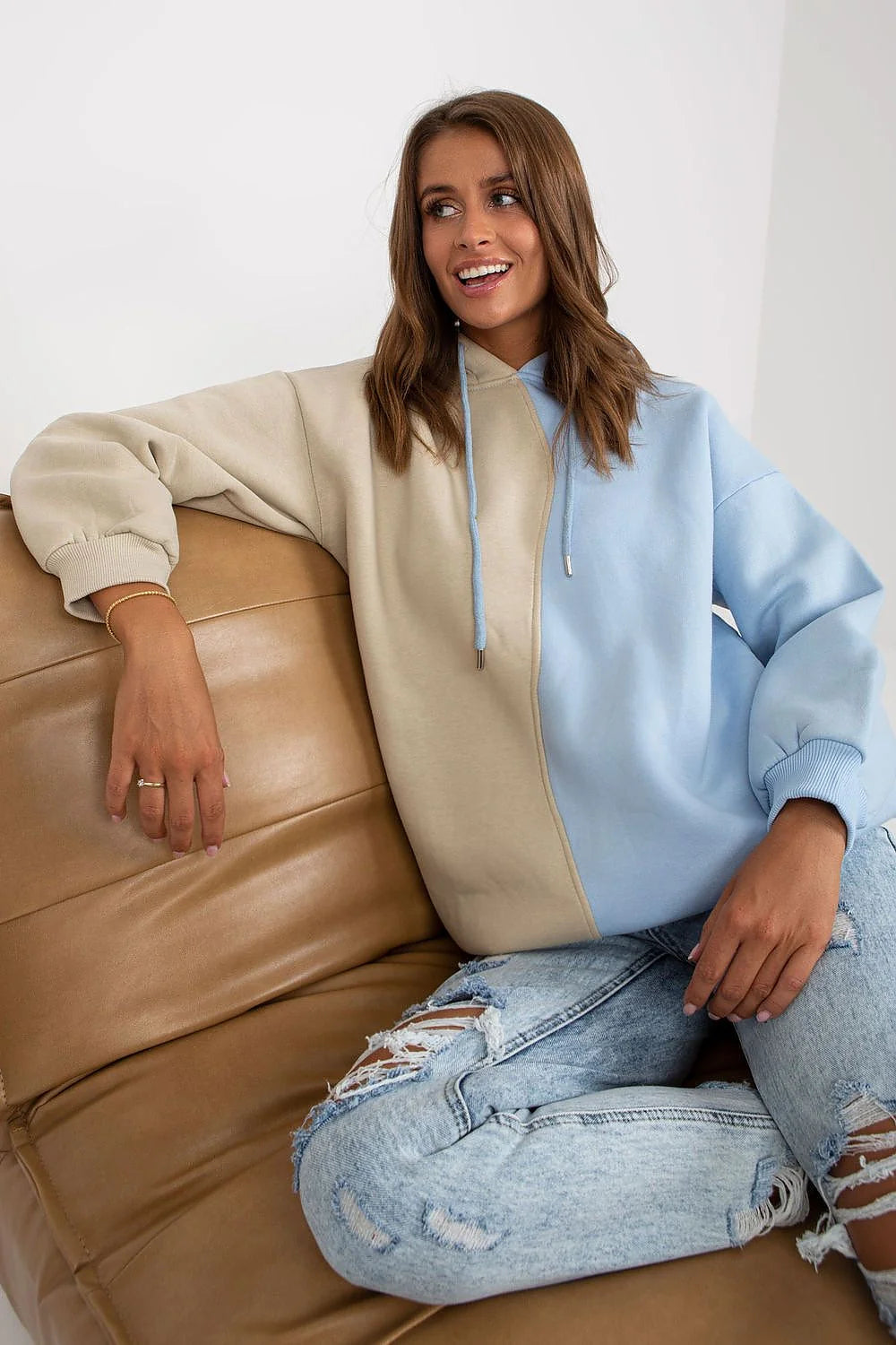 Sweatshirt Rue Paris bicolore femme manches longues capuche poches kangourou coton élasthanne moderne décontracté