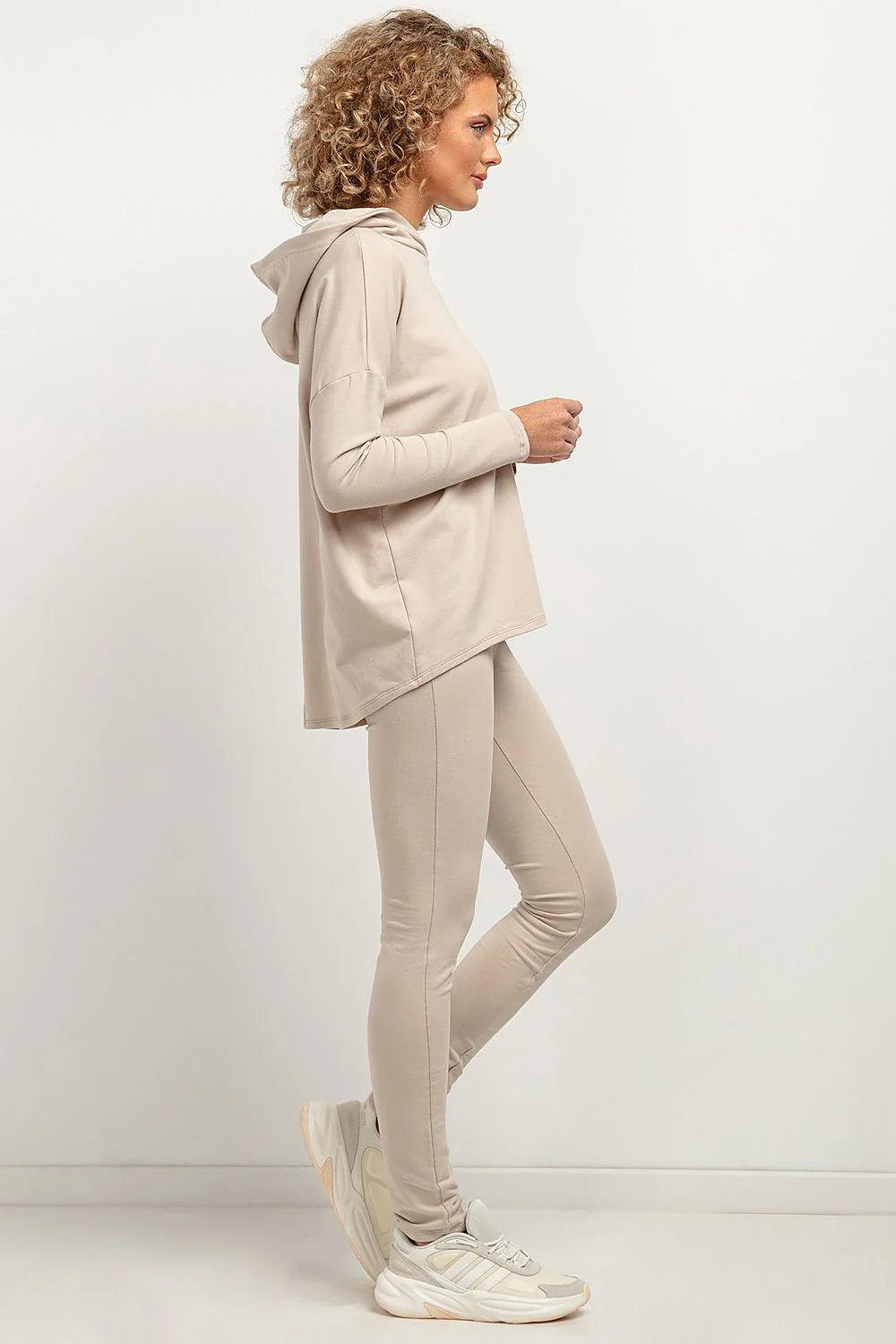 Sweat à capuche coordonné legging femme style casual confortable tissu doux extensible beige clair