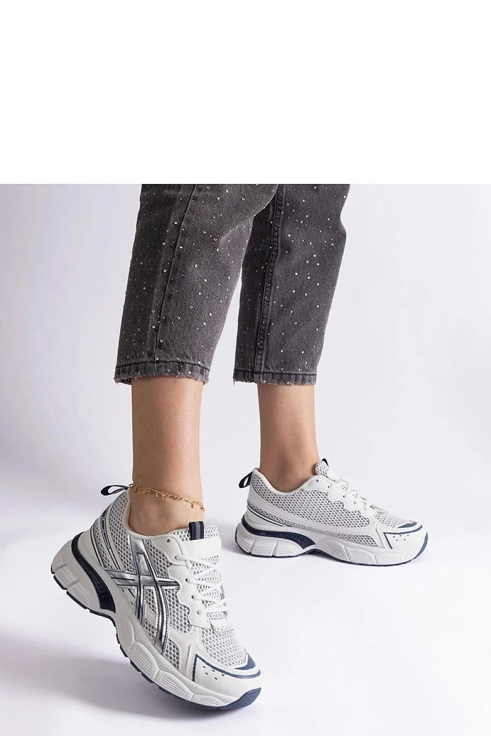 Baskets pour femmes, blanc, bleu marine, maille respirante, style sportif, confort, durabilité, quotidien, fitness, mode, baskets, sneakers, vêtements, femmes