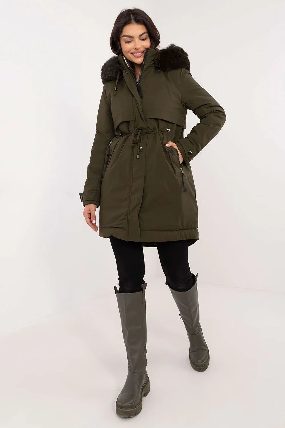 Veste pour femme style parka kaki imperméable coupe ajustée capuche fourrure synthétique