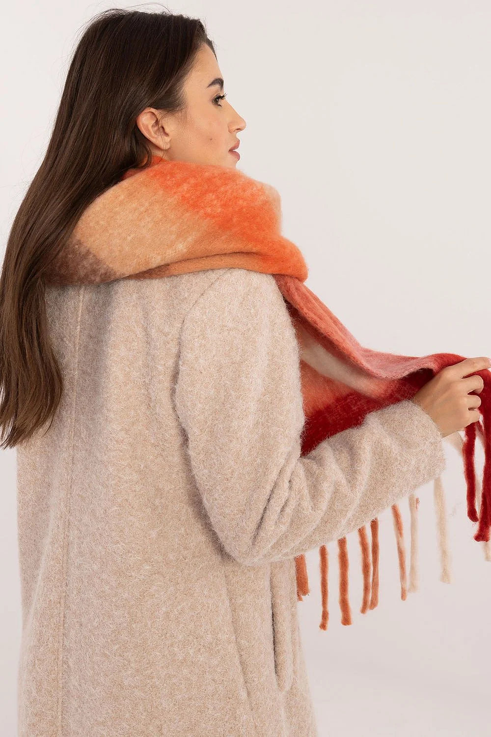 écharpe longue matelassée laine polaire femme chaude élégante oversize moelleuse mohair rayures dégradé orange corail écru franges