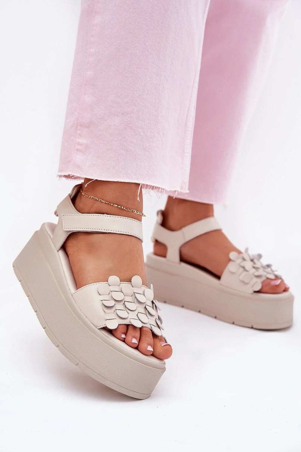 Sandales plateforme style élégant beige cuir naturel ajustement facile femmes occasion quotidienne et spéciale