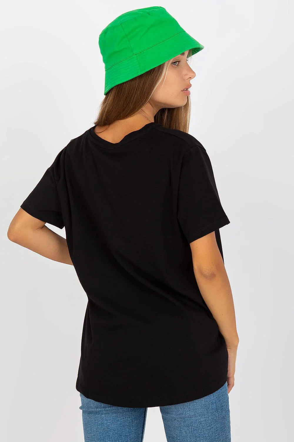 T-shirt noir femme manches courtes encolure ronde coton élasthanne tailles S M L XL avec chapeau vert vif style casual