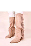 bottines beiges suédées franges latérales décoratives bout pointu talon bloc empilé stabilité confortables semelle gomme bohème chic élégantes