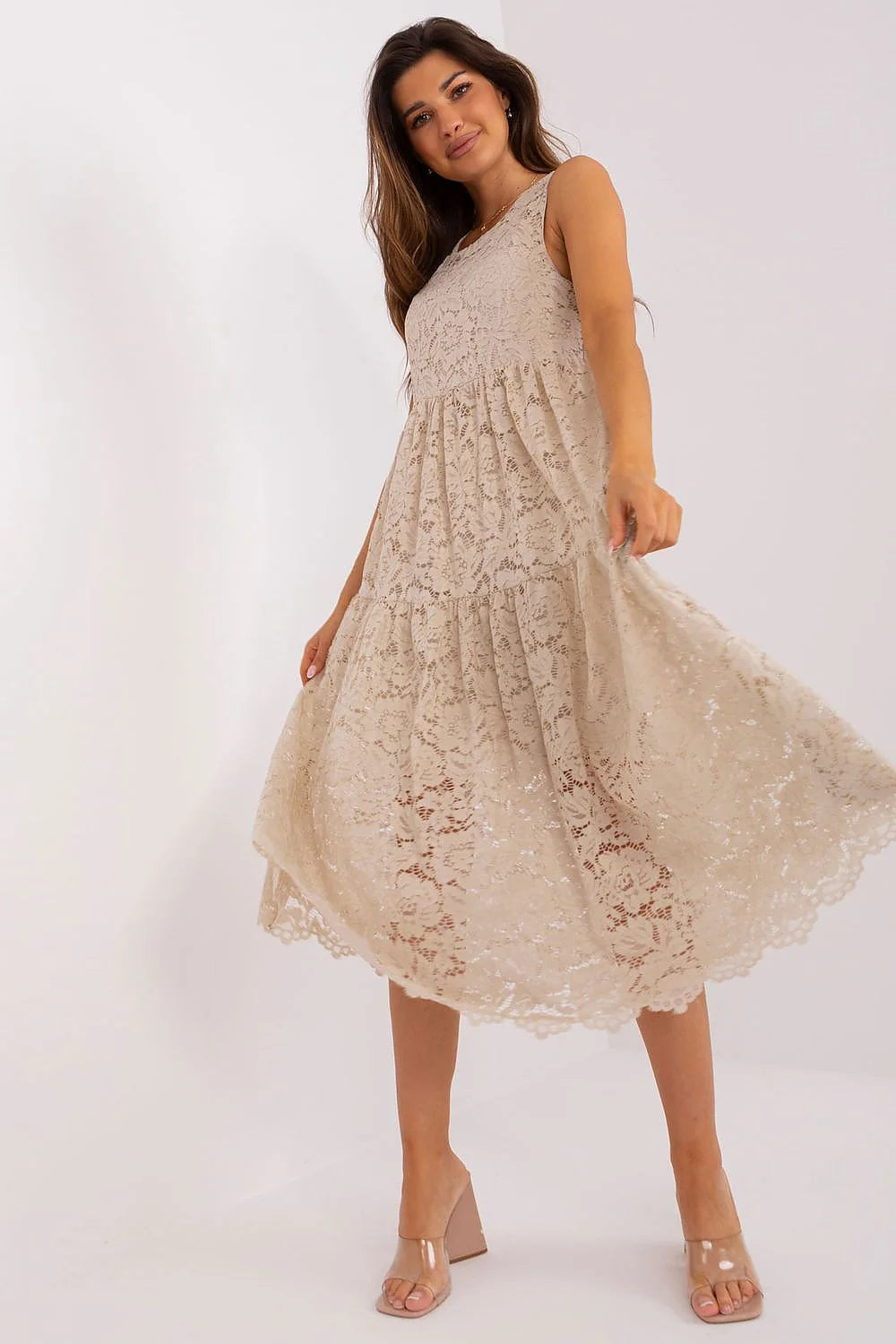 Robe de jour élégante Och Bella sans manches en dentelle beige coupe évasée doublée femmes