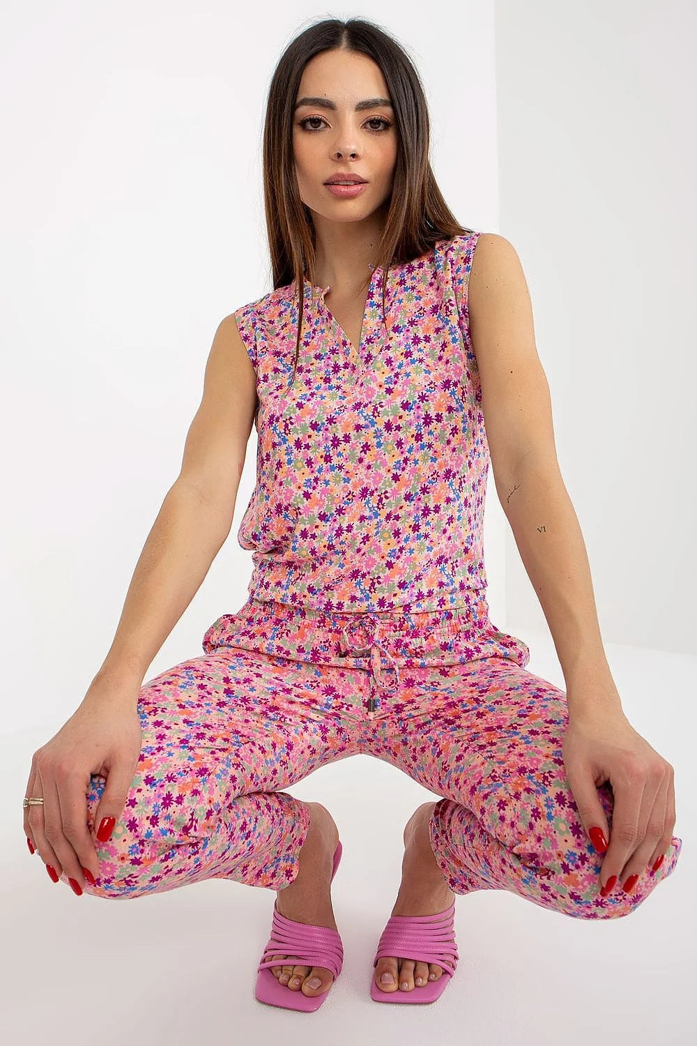 Ensemble deux pièces femme motif floral vibrant rose violet bleu vert tissu léger confortable coupe ample pantalon élastique