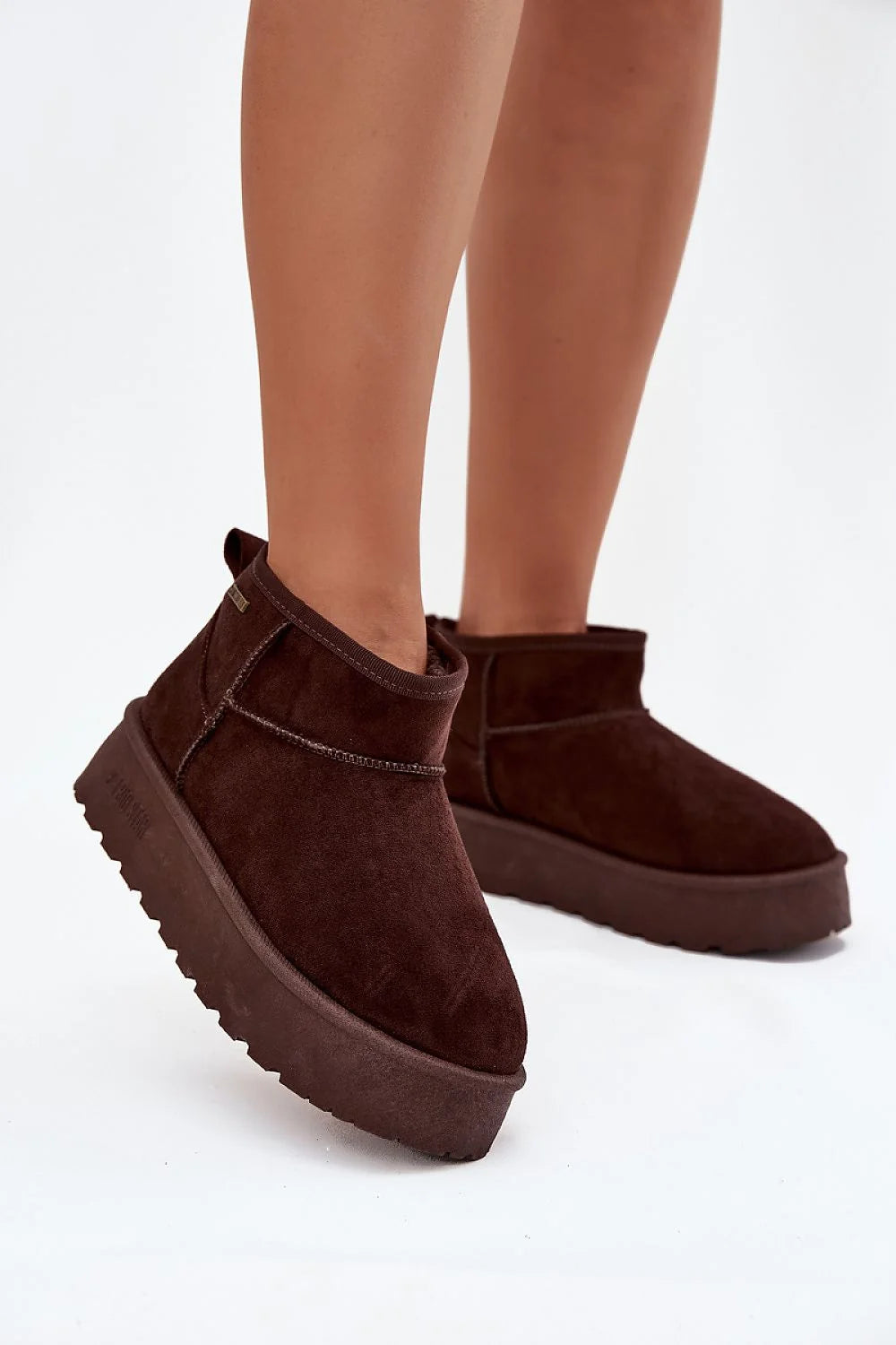 bottes neige femme BigStar cuir suédé écologique doublure fourrure intérieure plateforme crantée 4cm semelle adhérence cheville marron foncé minimaliste confortable