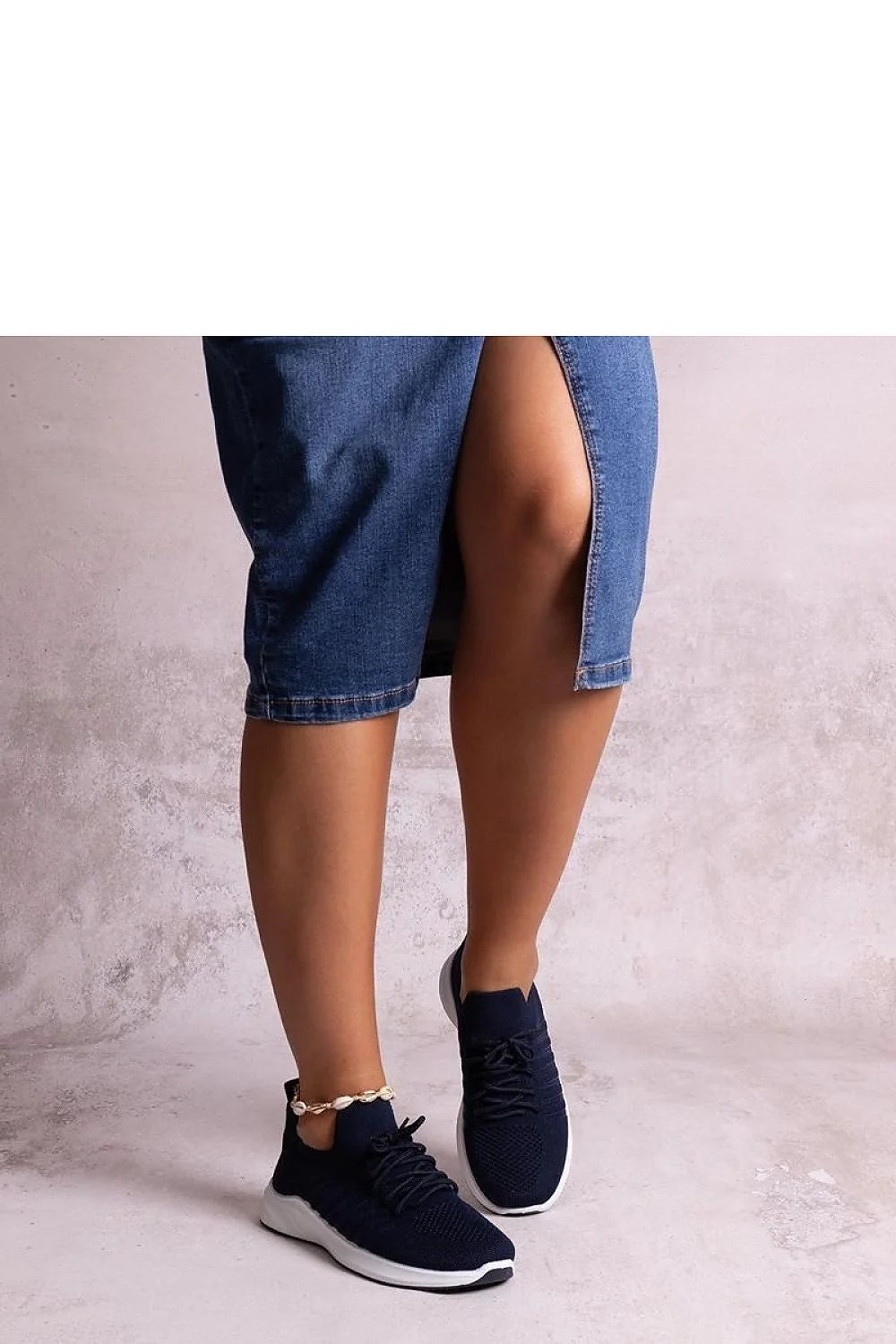 Baskets pour femmes style moderne couleur bleu marine matelassé respirant confort durable occasions multiples