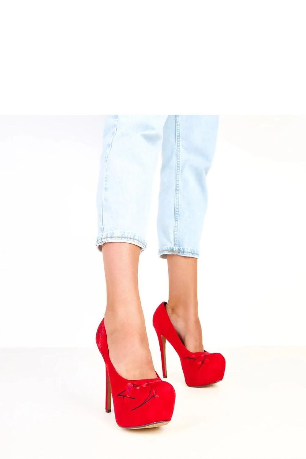 escarpins femme talons aiguilles suédé écologique velours rouge vif plateforme 45mm talon 155mm broderie florale noire bout arrondi glamour romantique
