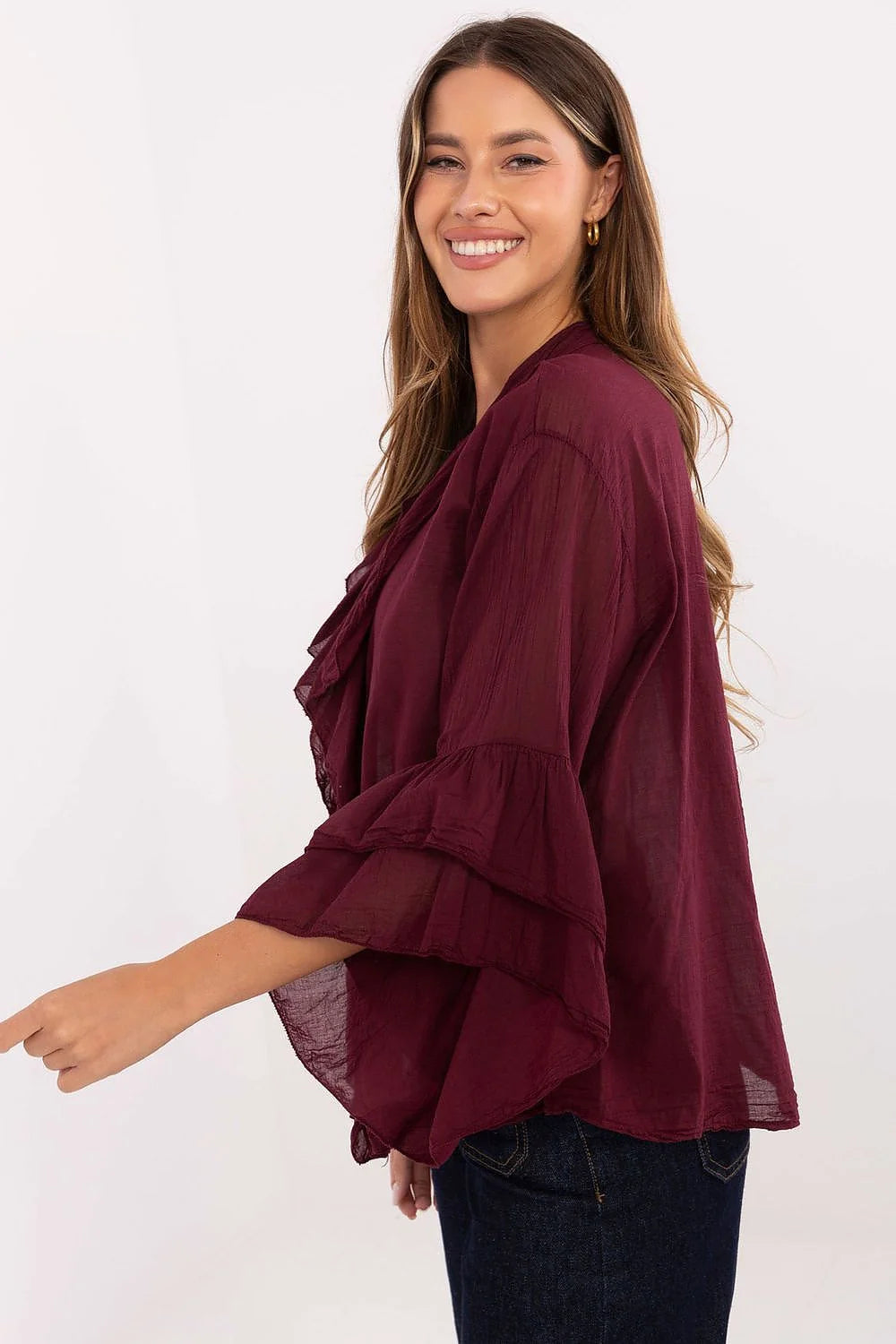 chemise classique élégante féminine coton respirante confortable manches troisquarts volants cascade col rond boutonnage jabot avant gaufrée bordeaux