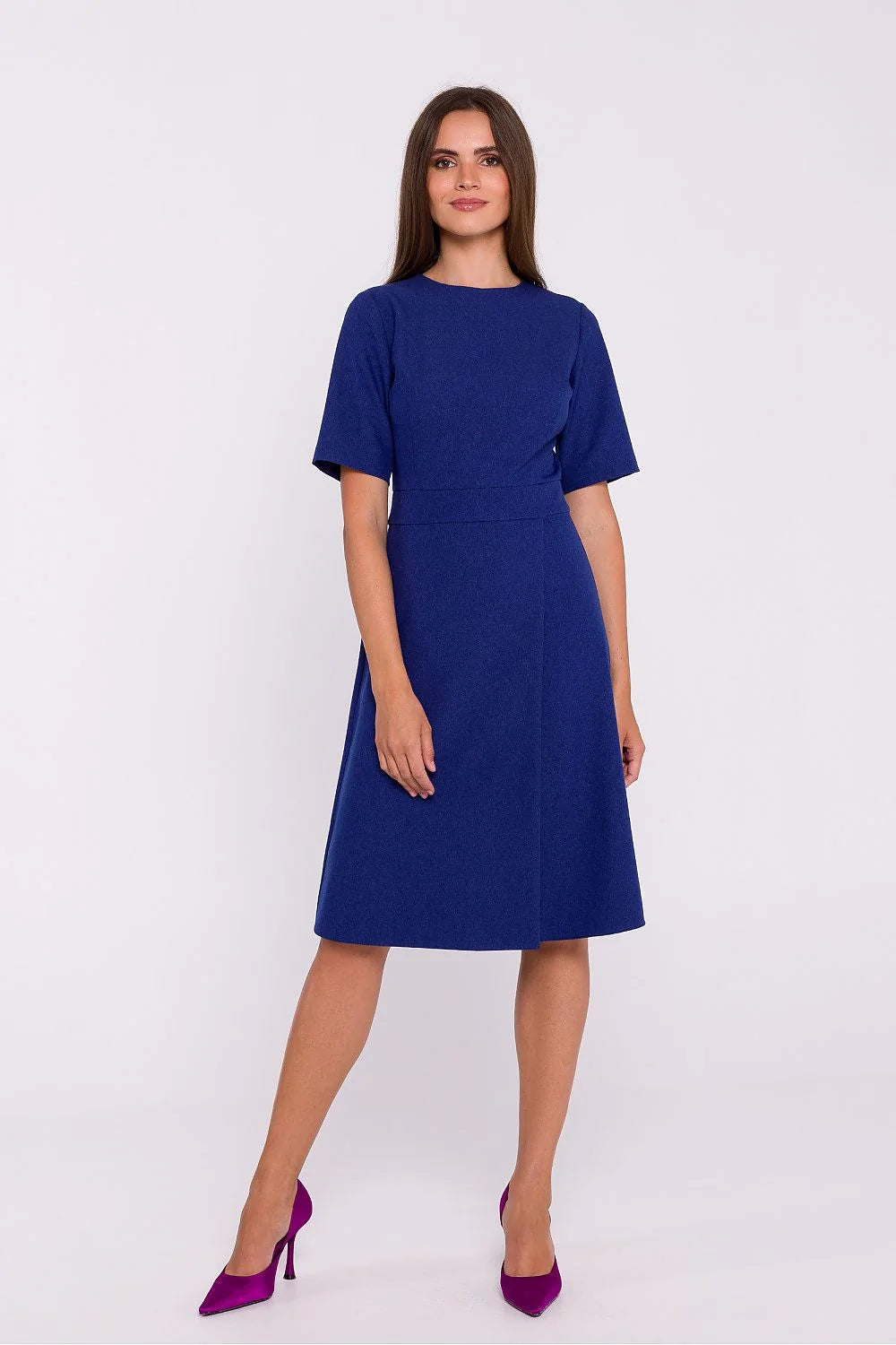 Robe de jour élégante en bleu marine A-ligne manches courtes dos zipé taille ajustable femme