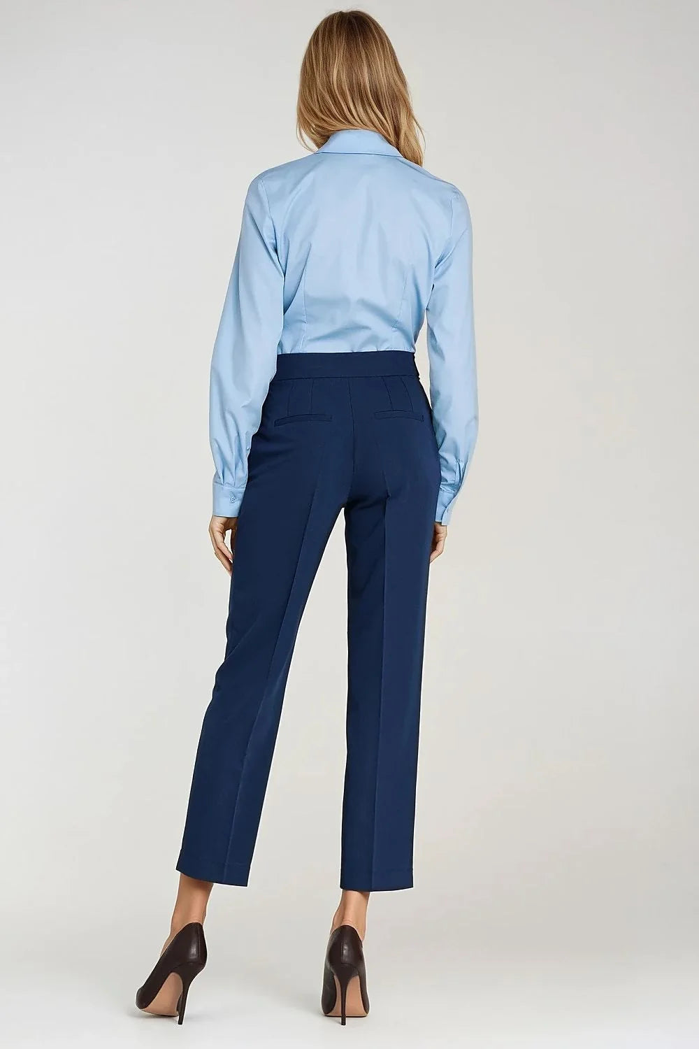 chemise femme bleu ciel manches longues col classique boutonnée jabot volants cascade cintrée popeline poignets boutonnés chic élégante