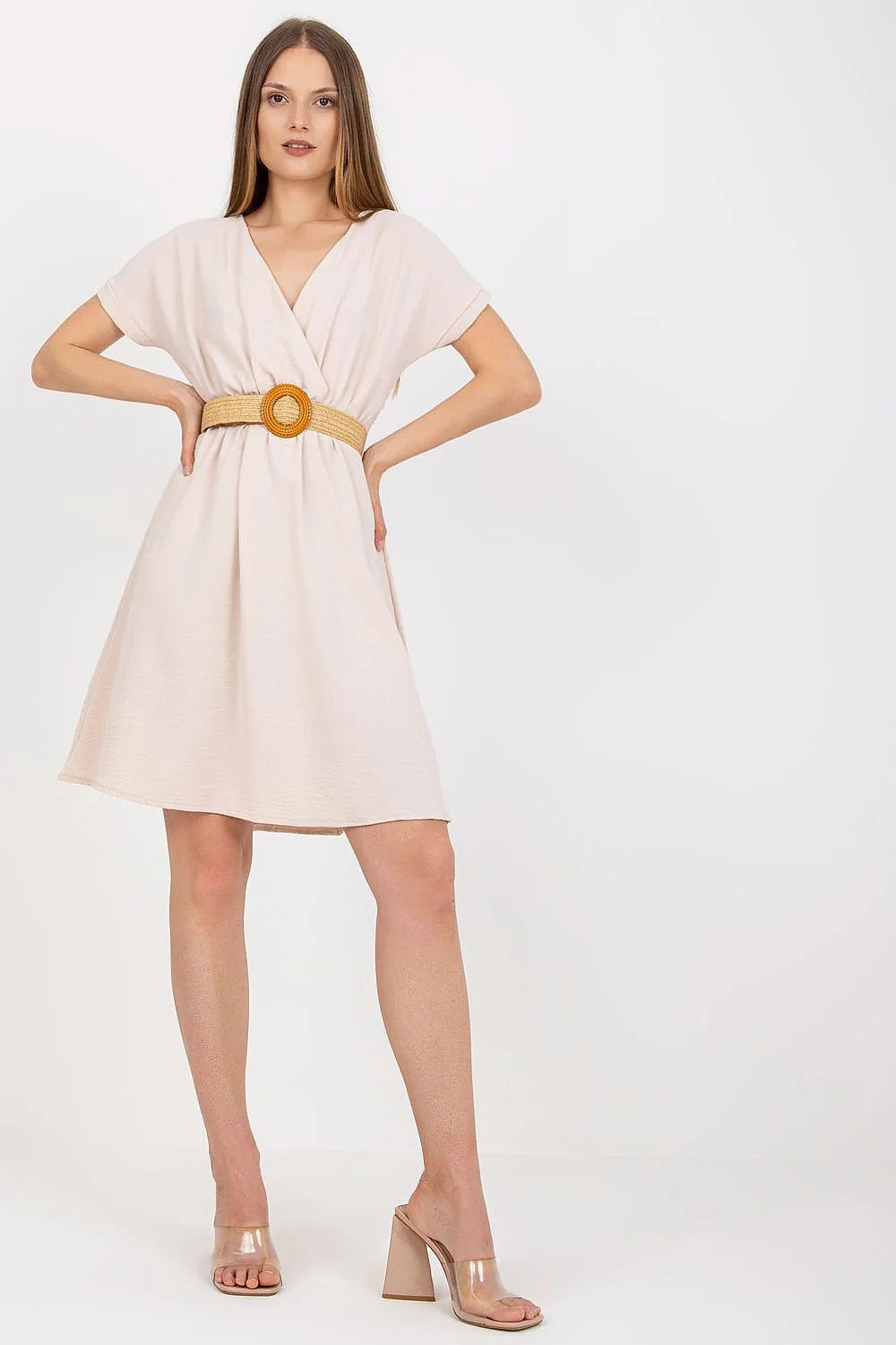 Robe de jour élégante Parisienne manches courtes en coton beige taille ajustable pour femme