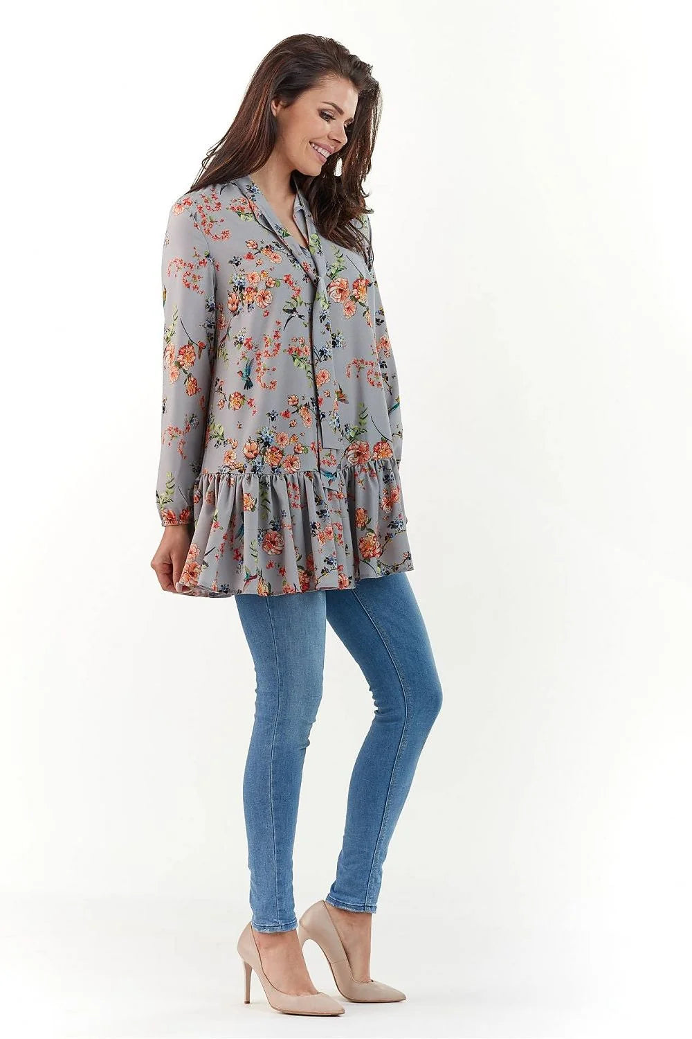 chemisier féminin élégant polyester élasthanne motif floral multicolore ample nœud lavallière manches longues bouffantes poignets élastiques volant bas