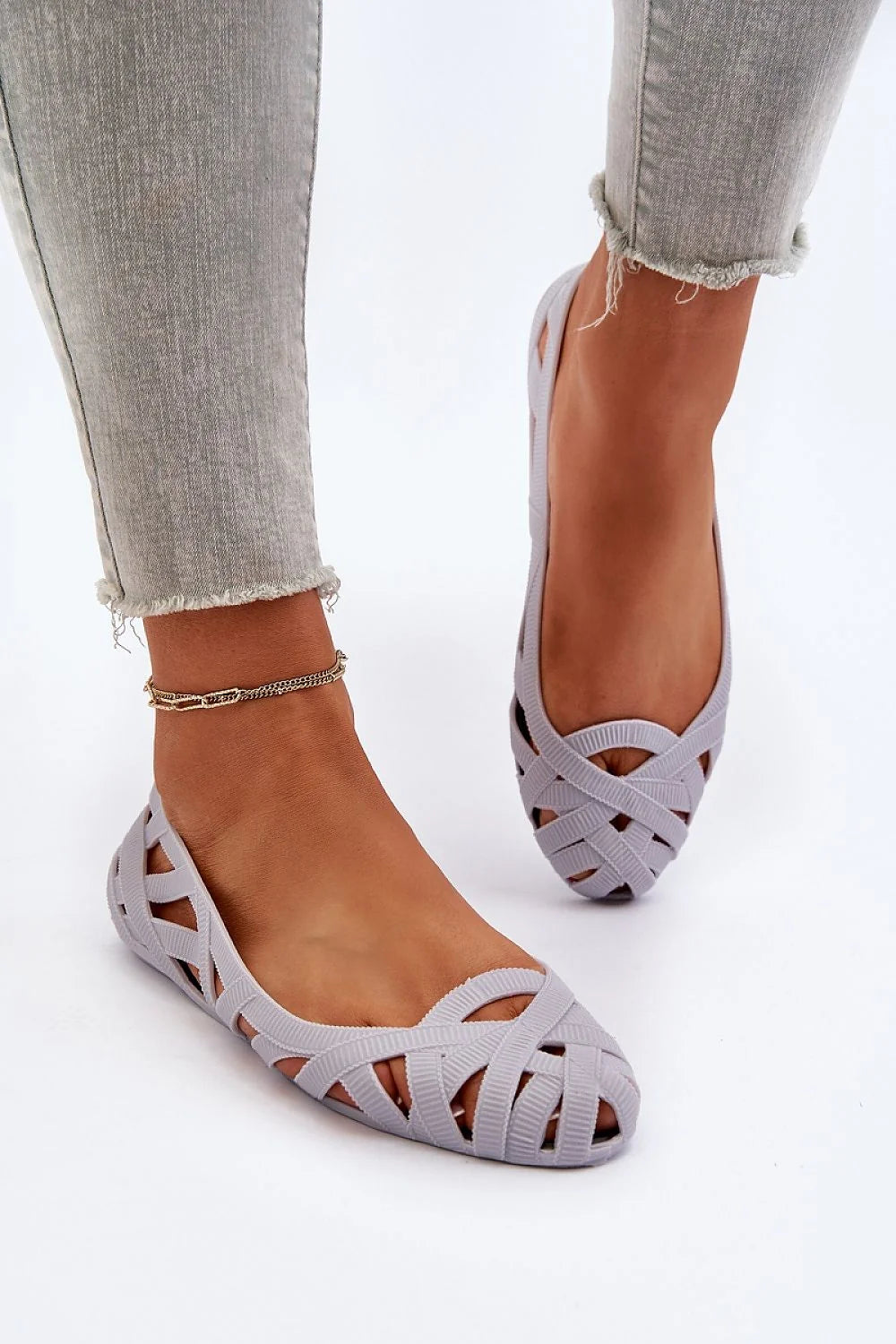 Ballerine Step in style lanières entrecroisées design moderne aéré femmes talon plat semelle plate couleur grise