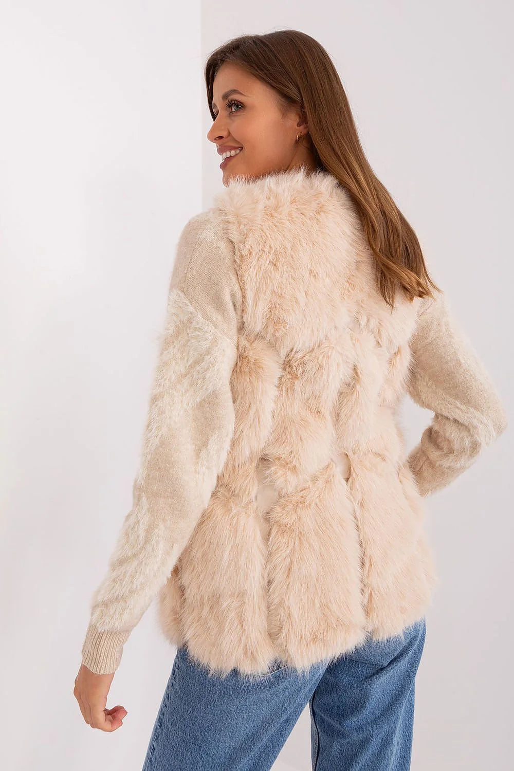 Gilet féminin en fourrure假 élégant beige clair automne/hiver/printemps manches longues col montant femmes