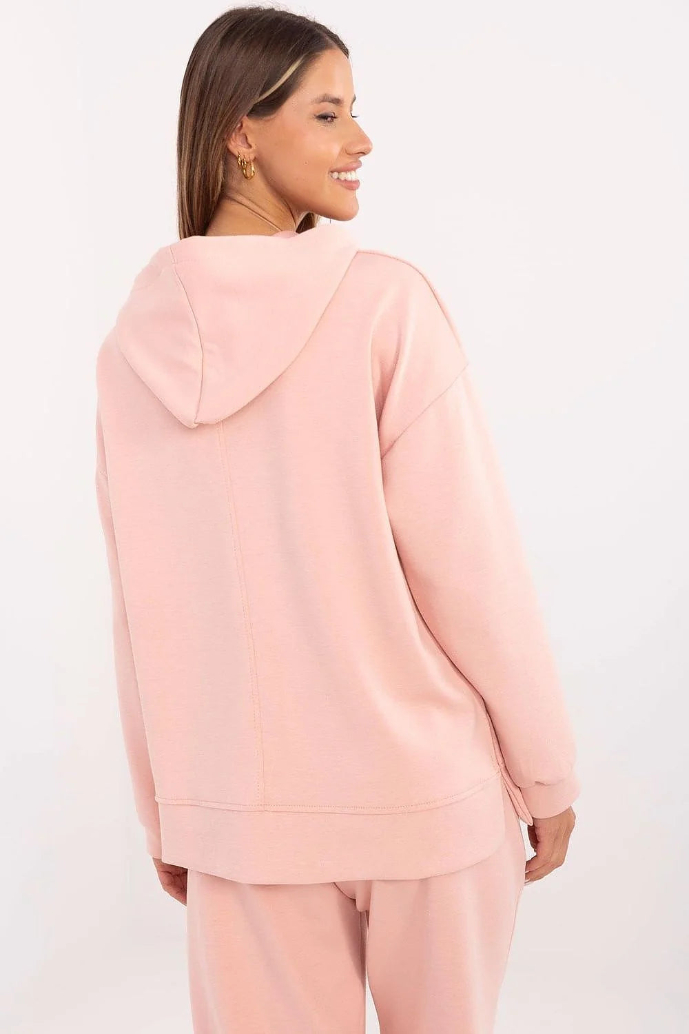 ensemble femme hoodie pantalon rose pâle coton mélangé molletonné oversize coupe décontractée capuche manches longues poignets côtelés dorés médaillons élastique
