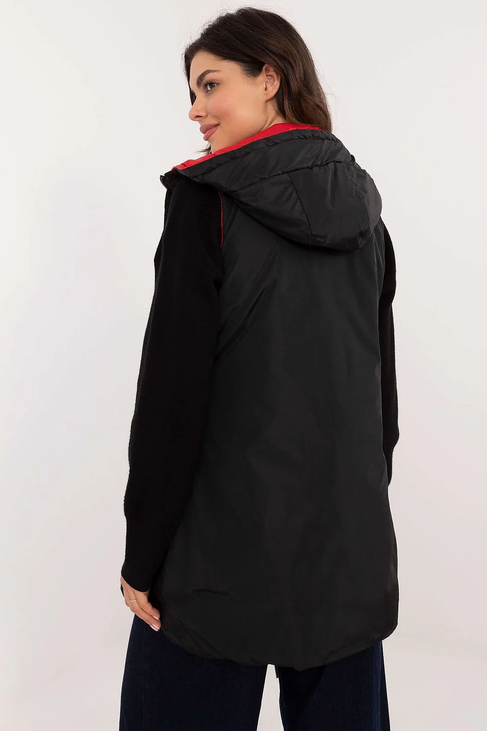 Gilet pour femme, polyester rembourré rouge vif, style urbain, cordon décoratif 'FASHION NEW YORK', doublure noire, saison automne-hiver-printemps