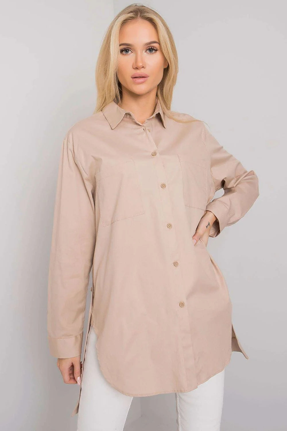 Chemise longue femme en coton élasthanne noire élégante décontractée manches longues col classique ample
