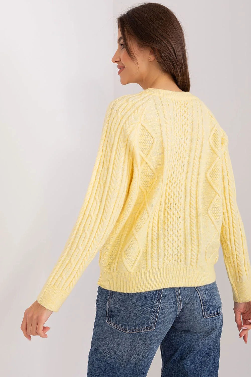 Cardigan femme jaune pastel motifs tricot torsades boutons longues manches coupe ample style décontracté chic