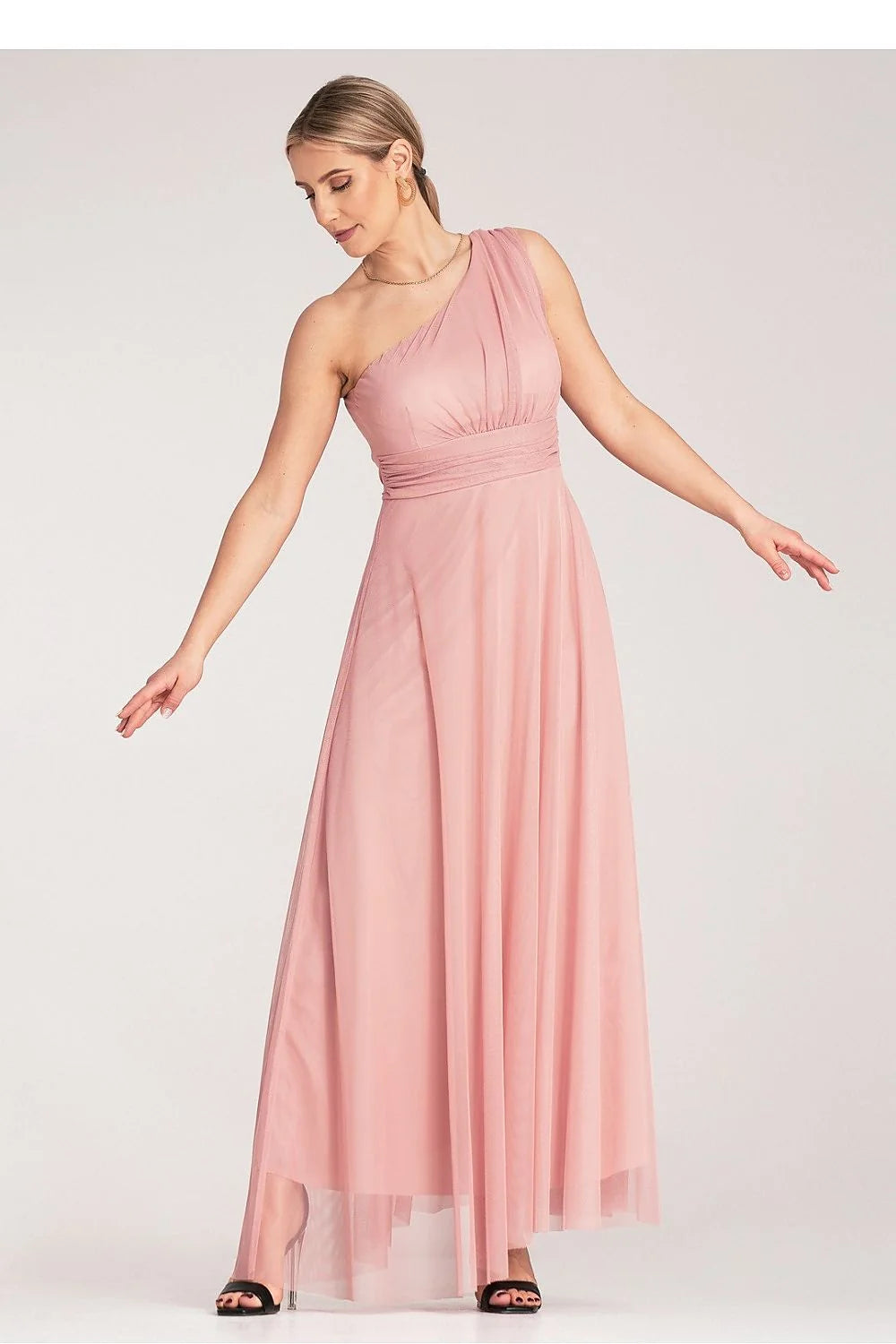Robe de soirée asymétrique élégante longue épaule nue tissu léger rose pâle femme occasion formelle gala mariage