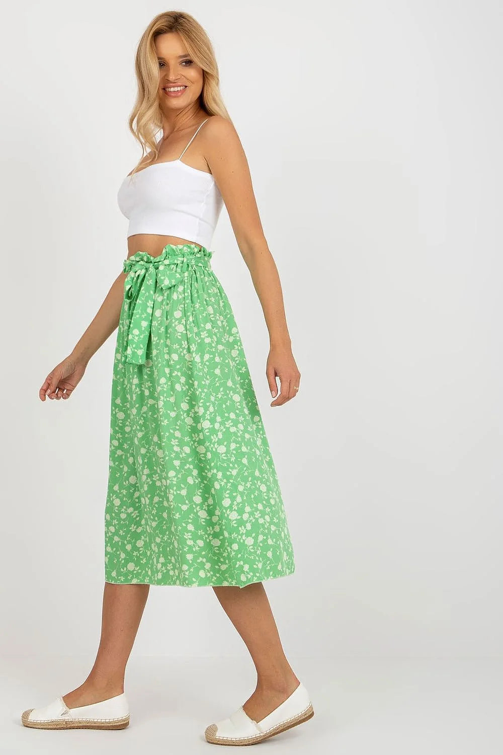 Jupe longue évasée en viscose, motifs floraux verts et blancs, taille ajustable, épaules fines, style bohème, pour femme