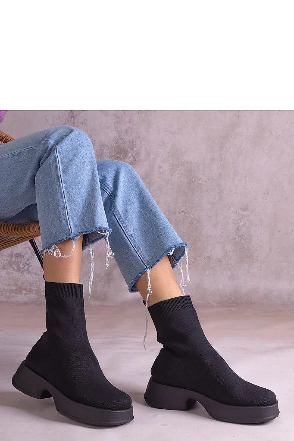 Bottines élégantes pour femme, style minimaliste, cuisse montante, tige élastique, semelle caoutchouc noire, confortable, automne/hiver