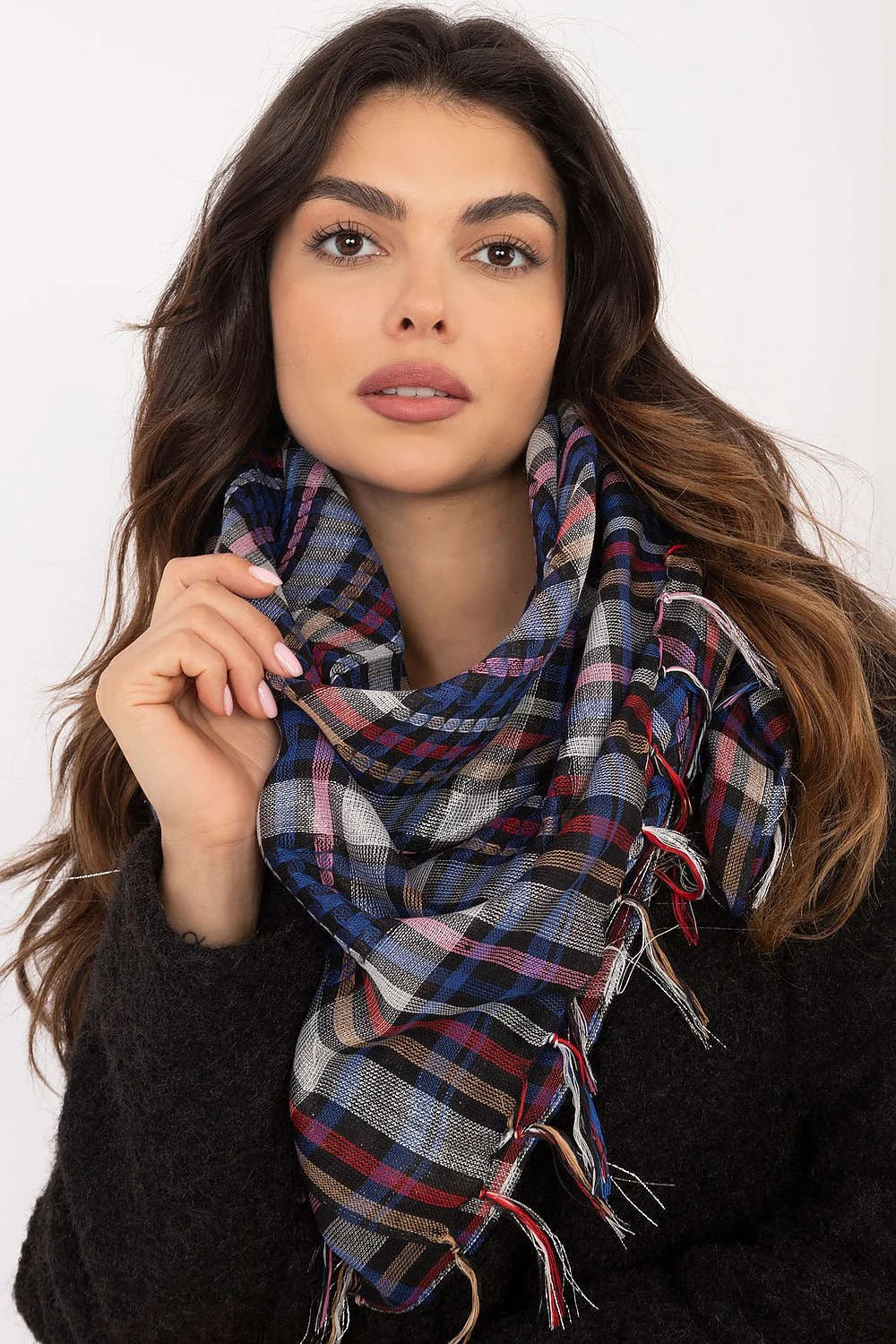 Foulard carré à carreaux multicolore pour femmes, style classique, franges décoratives, écharpe polyvalente pour quotidien et soirées