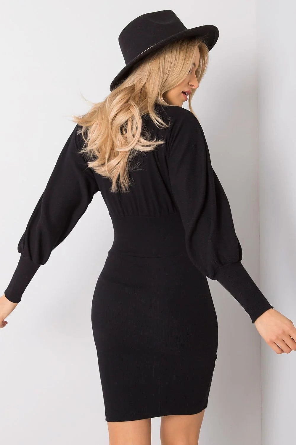 robe ajustée femme manches ballon longues poignets resserrés col rond mini genou rouge vif côtelée extensible coton élasthanne Rue Paris