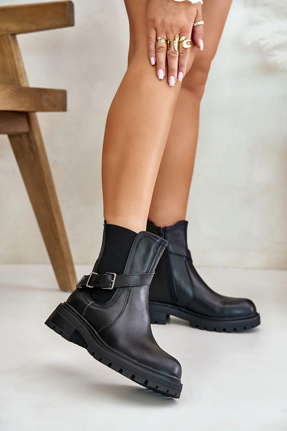 Bottines Jodhpur pour femmes en cuir naturel noir design moderne confortable fermeture éclair tige cheville élastique sangle ajustable
