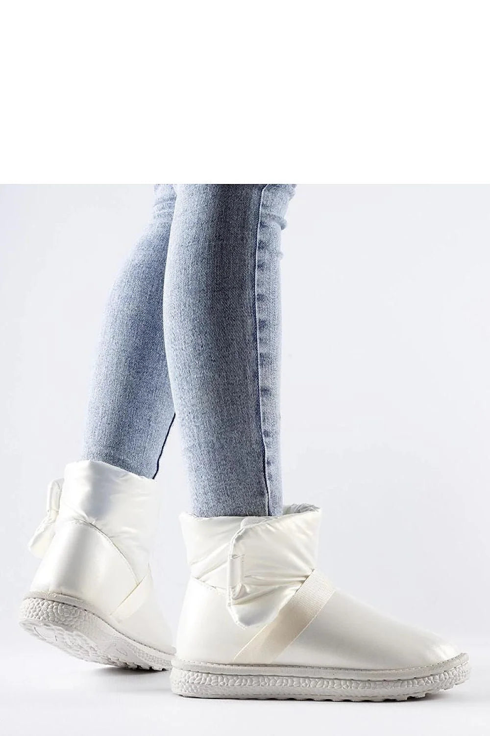 Bottes de neige pour femmes court mollet blanc design épuré style urbain confortable fermeture à languette isolation doublure rembourrée