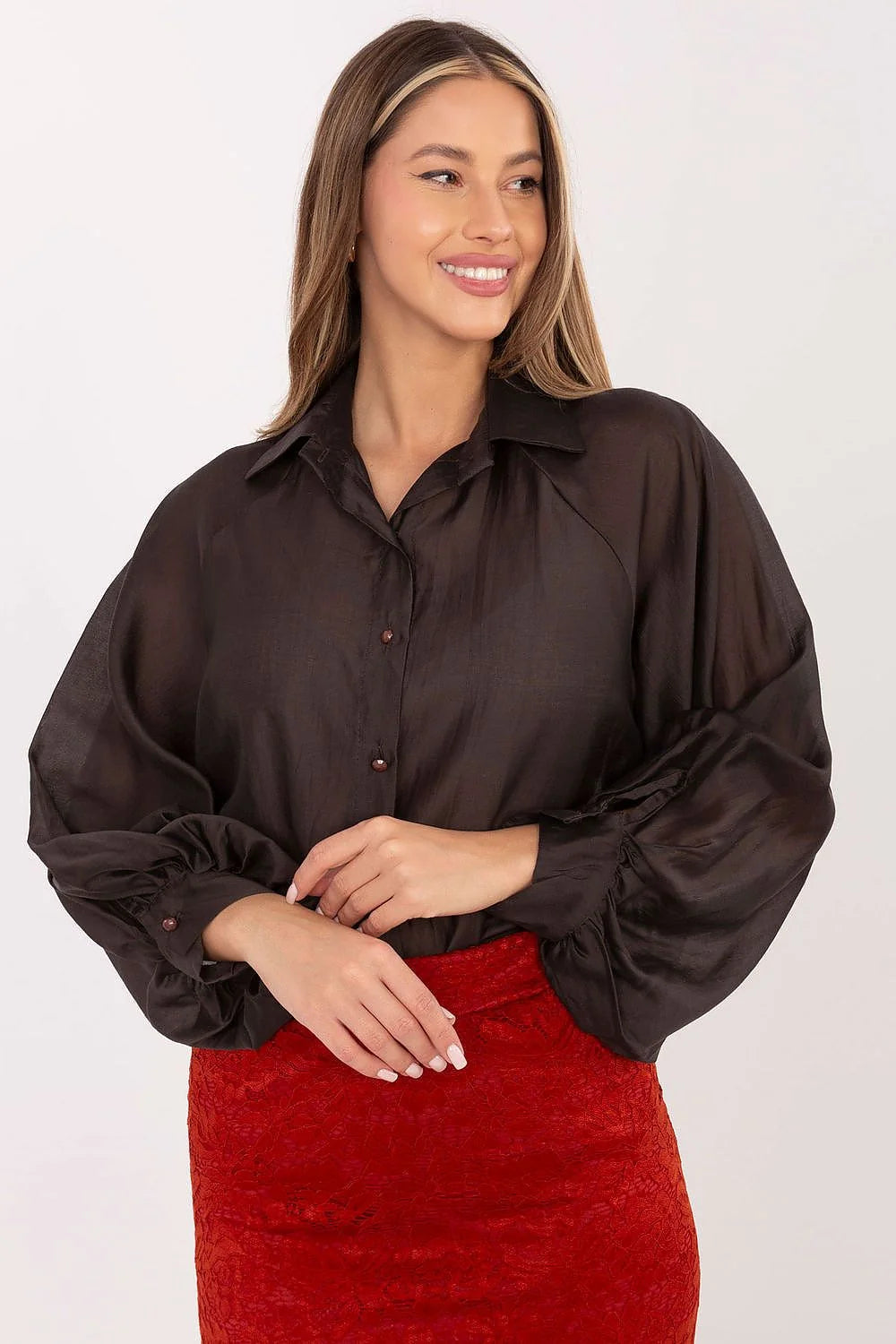 chemise femme manches longues bouffantes tencel polyester semi transparente légère soyeuse brillante col traditionnel boutons décoratifs coupe classique élégante polyvalente
