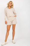 Ensemble décontracté pour femme comprenant pull et short en tricot mélange nylon polyamide viscose beige style casual chic occasions détente plage été